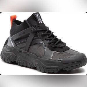 Palladium “OFF_GRID” Lo - Size: US Men’s 11
